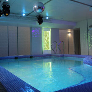 large hydrotherapy pool